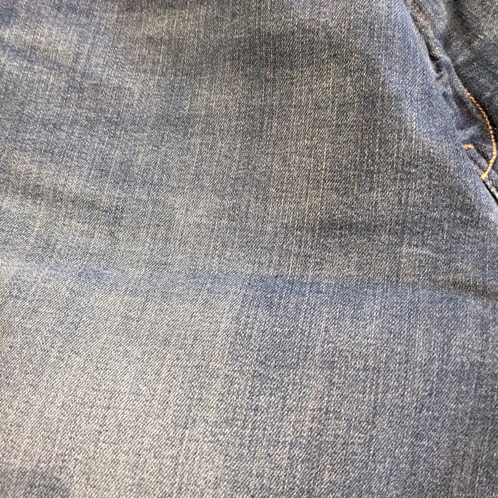 Levi's shorts - Picture 3 of 4